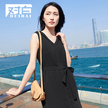 对白黑色雪纺连衣裙女2018夏装新款V领腰带中长款简约气质小黑裙图片