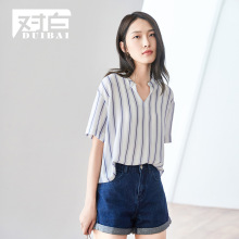 对白条纹雪纺衫女夏上衣2018新款V领休闲落肩袖通勤撞色洋气小衫图片