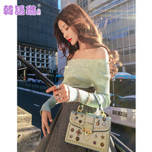 韩语琳秋装性感露肩毛衣2018新款女装韩版修身一字肩针织长袖上衣图片