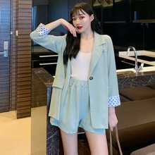 夏季新款女装薄款休闲小西装外套+松紧腰纯色阔腿裤+内搭吊带套装