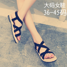 真皮40 女夏41 2018大码 43新平底宽胖肥脚胖mm大号鞋 凉鞋 菲妲女鞋