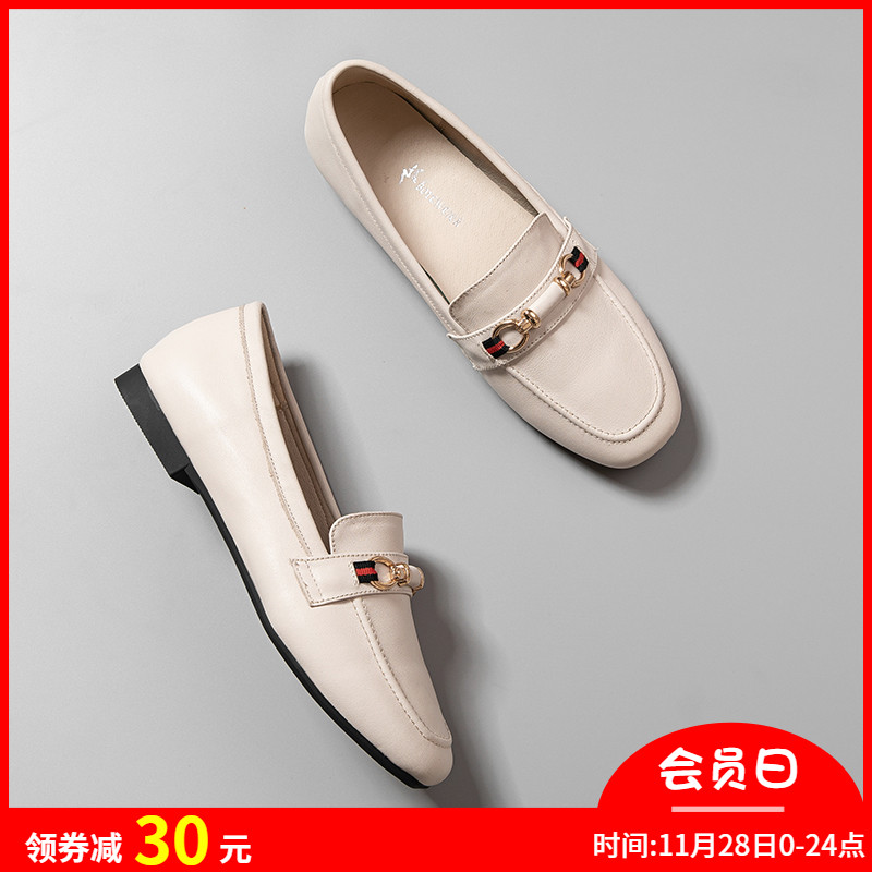 Autumn 2018 New Large Women's Shoes 41-43 Flat casual single shoes Leather large shoes Children's 40 Slip-on shoe