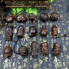 沉香木雕刻貔貅葫芦小象红木手把件 木质工艺品把玩小件家居摆件