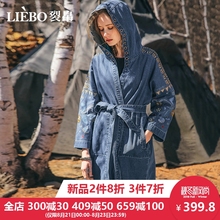 裂帛2018秋装新款率性休闲连帽气眼装饰民族风刺绣全棉牛仔风衣女图片