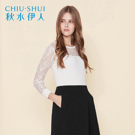 秋水伊人2018秋装新品女纯色蕾丝花朵镂空拼接显瘦针织衫上衣J095商品大图