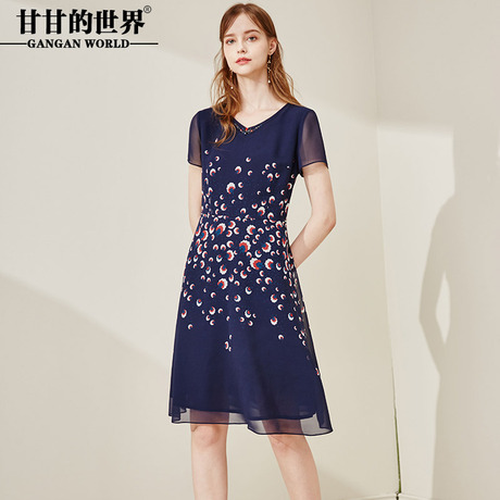 雪纺连衣裙女中长款甘甘的世界2018夏装新品印花大摆长裙连衣裙D商品大图