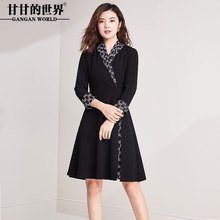 休闲撞色连衣裙女中长款甘甘的世界2018夏装新品修身黑色连衣裙图片