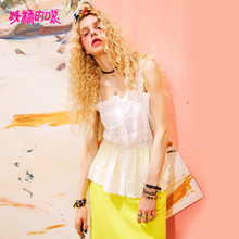 妖精的口袋夏装2018新款甜美超仙chic日系纯色镂空吊带蕾丝衫女图片