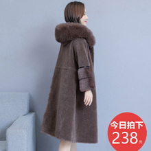 海宁皮草2018新款狐狸毛一体羊剪绒大衣女中长款羊毛水貂绒外套冬