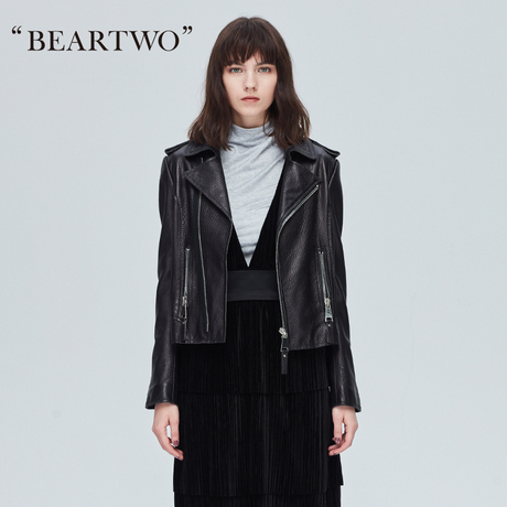 bear two2017秋季休闲摩登黑色皮革西装领拉链长袖外套BC7A854700商品大图