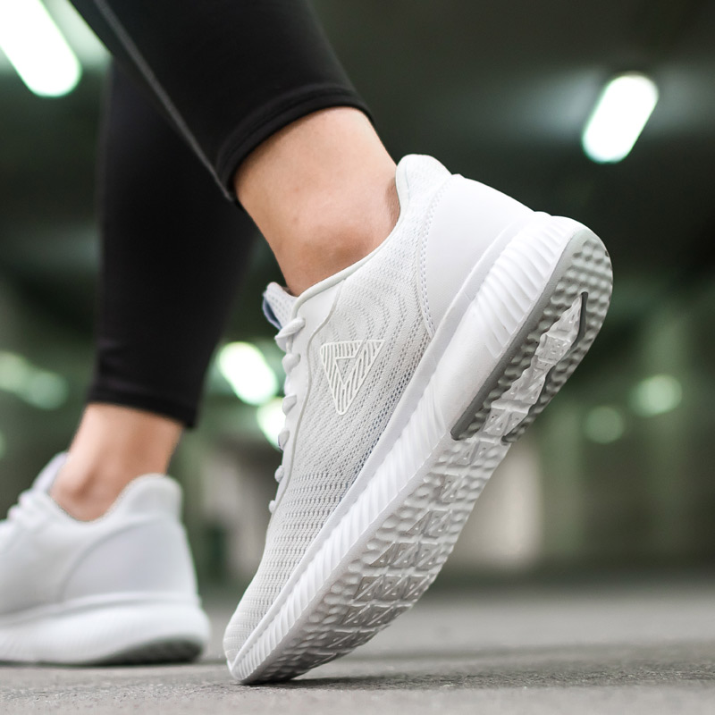 PEAK Running Shoes Women's Shoes 2019 Autumn/Winter Warm and Comfortable White Sports Shoes Women's Lightweight and Durable Mesh Shoes Small White Shoes