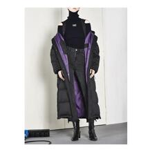 预售 Mo＆Co．/摩安珂 黑色带帽女士羽绒外套图片