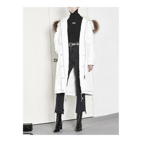 预售 Mo＆Co．/摩安珂 本白色貂毛连帽女士羽绒服商品大图