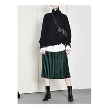 预售 Mo&Co. 黑色撕边高领女士毛衣图片
