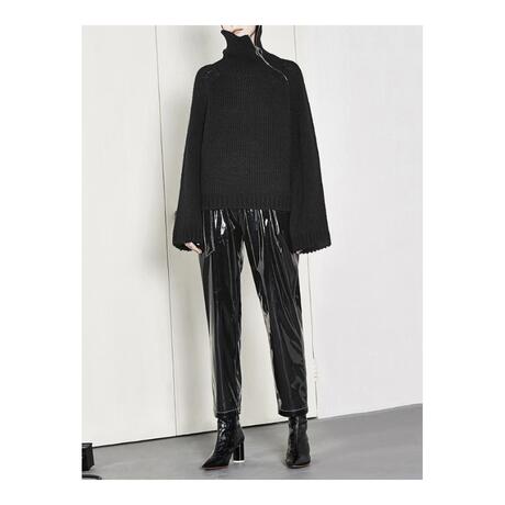 预售 Mo&Co. 黑色拉链高领女士毛衣商品大图