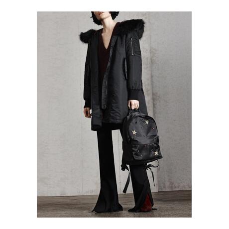 预售 Mo＆Co．/摩安珂 黑色刺绣连帽毛领女士外套商品大图