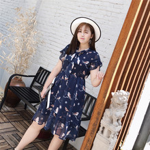 女裙子 18夏上新胖mm显瘦小鸟印花雪纺连衣裙飘带长款 女装 猫家大码