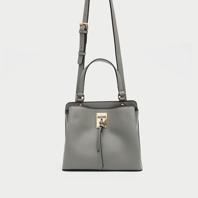 URBAN REVIVO2018秋冬新品女士配饰个性手提包AE38SB1N2002
