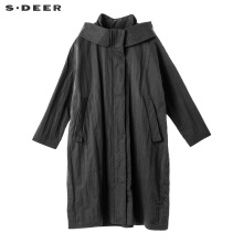 sdeer圣迪奥简约腰部松紧造型暗门襟设计高领连帽长外套S18461870图片