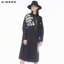 sdeer圣迪奥时尚撞色英文刺绣图案装饰开衩下摆翻领上衣S18480581图片