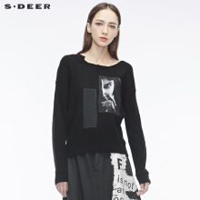 sdeer 圣迪奥毛边剪裁效果个性人像图案装饰时尚针织衫S18483528图片