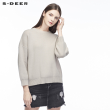 sdeer圣迪奥2018秋冬新款前短后长落肩慵懒圆领针织衫女S18463592图片