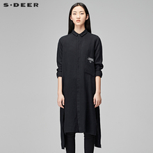 sdeer圣迪奥女装休闲酷黑字母印胶开衩底摆长款亚麻衬衫S17480505图片