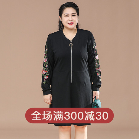 2018新款 胖妈妈装秋装长袖连衣裙200斤中老年印花刺绣特大码裙子商品大图