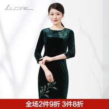 2018秋冬新款时尚金丝绒婚礼妈妈装高贵中老年女装婚宴礼服连衣裙图片