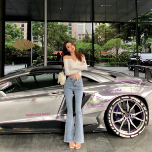 豆豆酱Chic2019秋季新品网红弹力毛边微喇叭紧身显瘦高腰牛仔裤女