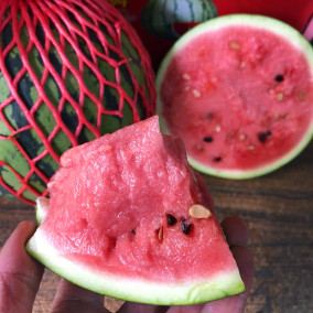 现货新鲜水果正宗麒麟瓜 8424西瓜 一箱4个25