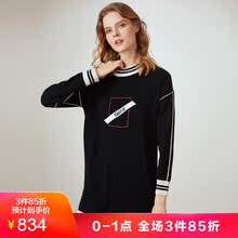 JUZUI/玖姿奥莱店2018冬装撞色字母绣花长款羊毛针织衫女毛衣图片