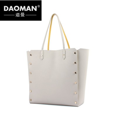DAOMAN2018新款双面两用牛皮托特女包超大容量柳钉手提包xq829