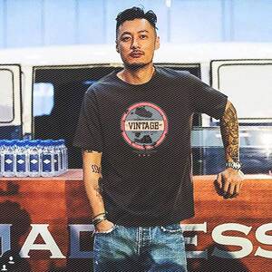 港风潮牌男装夏季欧美青少年宽松短袖t恤男纯棉圆领大码半袖体恤