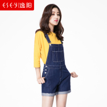 逸阳女裤2018夏季新款薄修身卷边背带直筒短裤夏天牛仔裤女0732图片