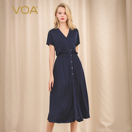VOA33姆米双面针织真丝裹领牛筋腰收褶连袖单排扣糯软超弹连衣裙商品大图