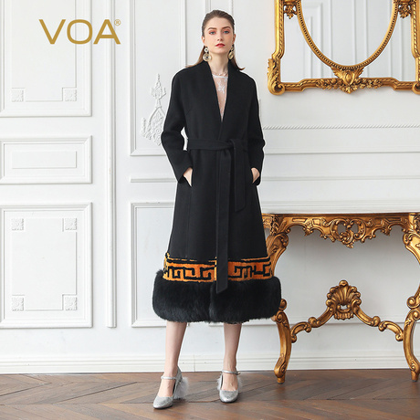 VOA时尚商务通勤风拼接回型纹斜插袋V领休闲女式保暖羊绒大衣商品大图