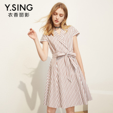连衣裙女V领套头条纹衣香丽影2018夏装新款韩版时尚系带收腰短袖图片