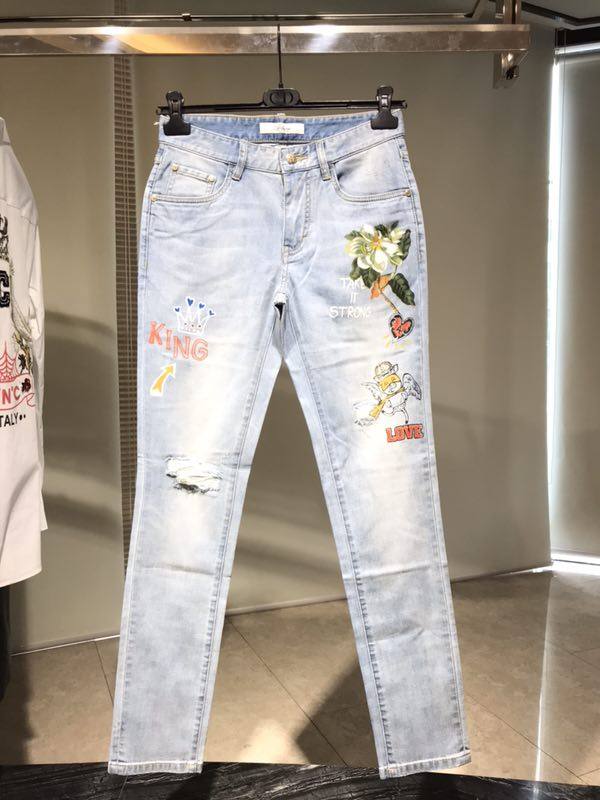 tufting能水洗吗 tufting地毯脏了能水洗吗