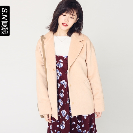 夏娜2017秋冬新款时尚翻领修身落肩袖甜美绣花保暖大衣女商品大图
