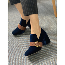 美国Nine 断码 West玖熙 sale 宝蓝天鹅绒乐福女