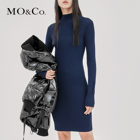 MOCO2018秋季新品个性切口高领针织连衣裙MA183DRS307 摩安珂商品大图