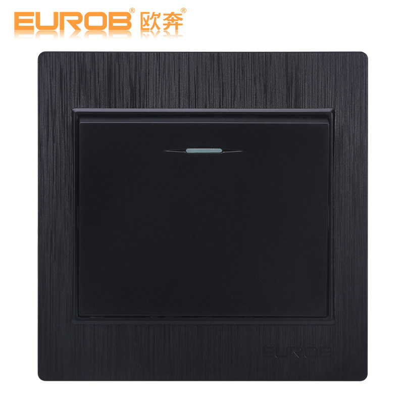 ŷ���ź���˿ǽ�ڼ��ö�����