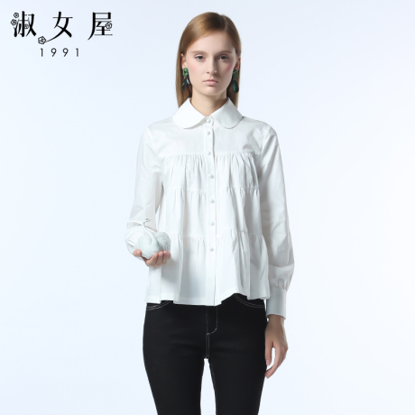 淑女屋2018年冬季新款100%棉米白色宽下摆皱褶纽扣上衣商品大图