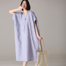 米可可Q3973文艺大码V领抽褶条纹蝙蝠袖中长款连衣裙女 2018夏图片