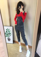 休闲吊带背带裤女韩版小脚牛仔春季2019款显瘦可爱减龄网红森女系
