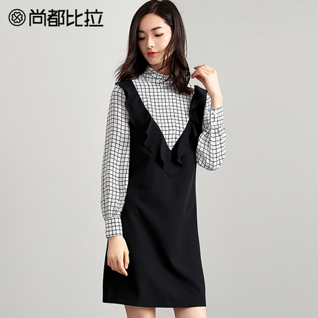 尚都比拉女裙2018新款秋季显瘦背带假两件长袖立领格子雪纺连衣裙商品大图
