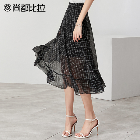 尚都比拉半身裙女2018新款秋装港味时尚不规则裙摆荷叶边格子裙女商品大图