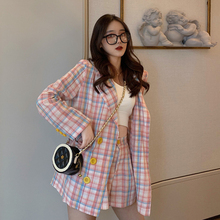 2019秋冬季新款韩版女装网红格子西装外套女高腰阔腿短裤两件套装