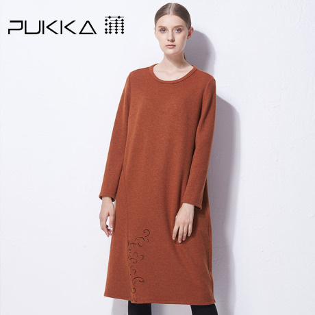 Pukka蒲牌镂空羊毛呢连衣裙女原创设计秋冬装女2018新款商场同款商品大图